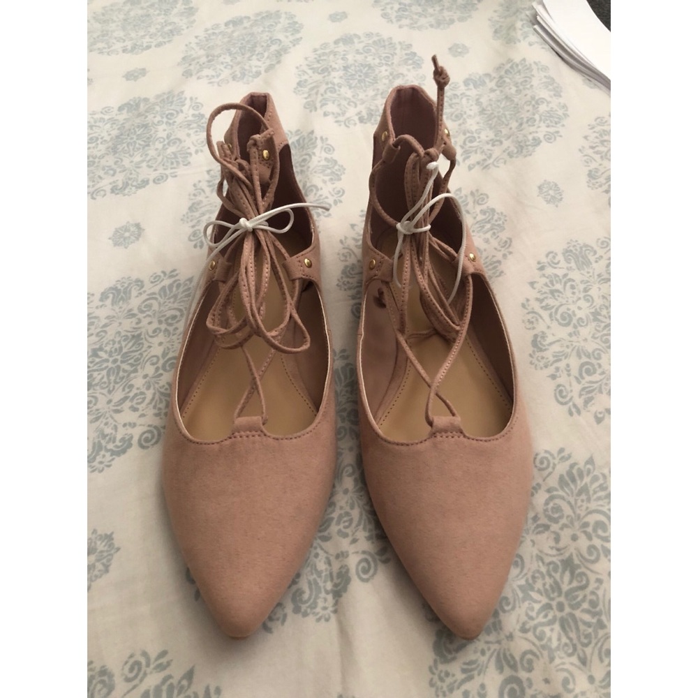 ❌⭕️❌⭕️brand new tie up flats.